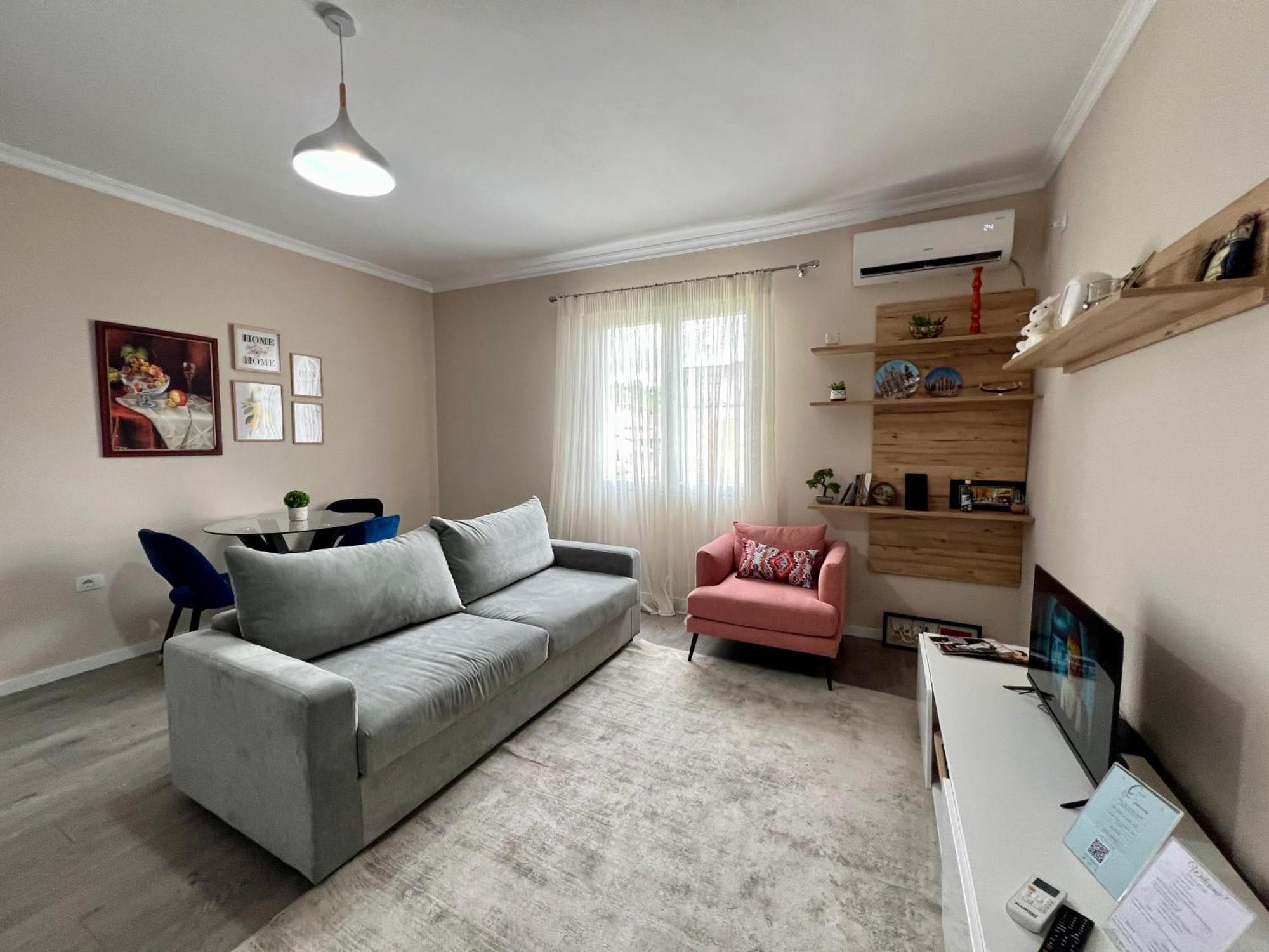 Cozy Flat Near Air Albania Stadium 1 地拉那 外观 照片
